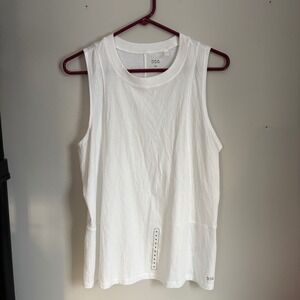 DSG Women's White Sleeveless Tank Top Athletic Athleisure Size M